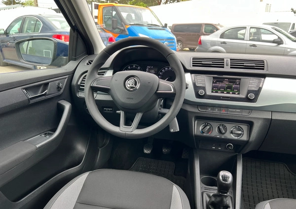 Skoda Fabia cena 36900 przebieg: 126710, rok produkcji 2018 z Obrzycko małe 254
